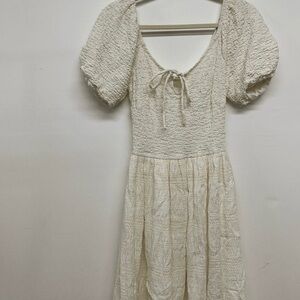 Adelyn Rae Cream Textured Midi Dress - M